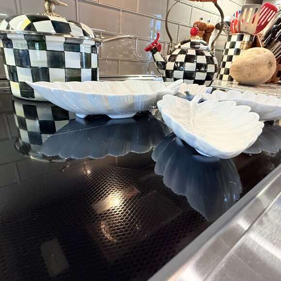 4 Farmhouse stackable Fall Leaf dip bowls - Picture 9 of 11